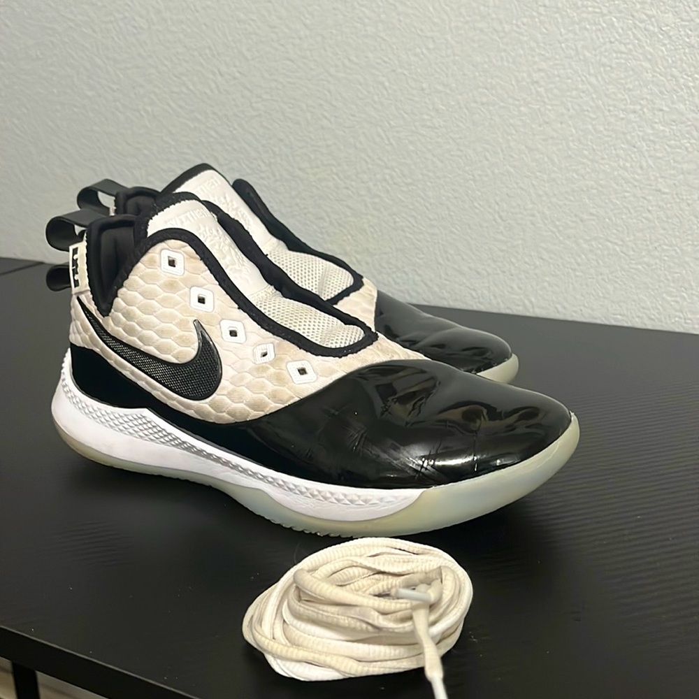 Nike Basketball Shoes